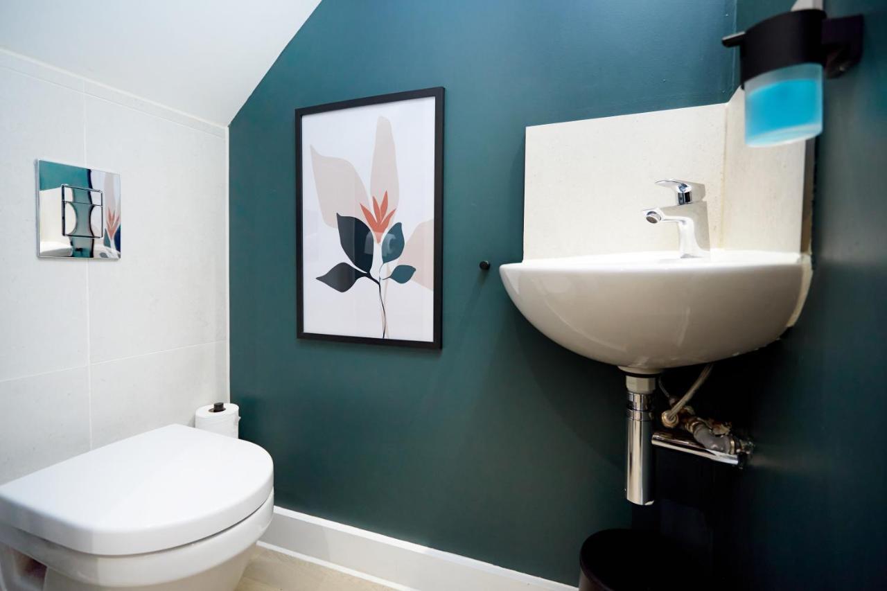 Luxury New Built Split-Level Flat With Rooftop Gardens Access Manchester Buitenkant foto
